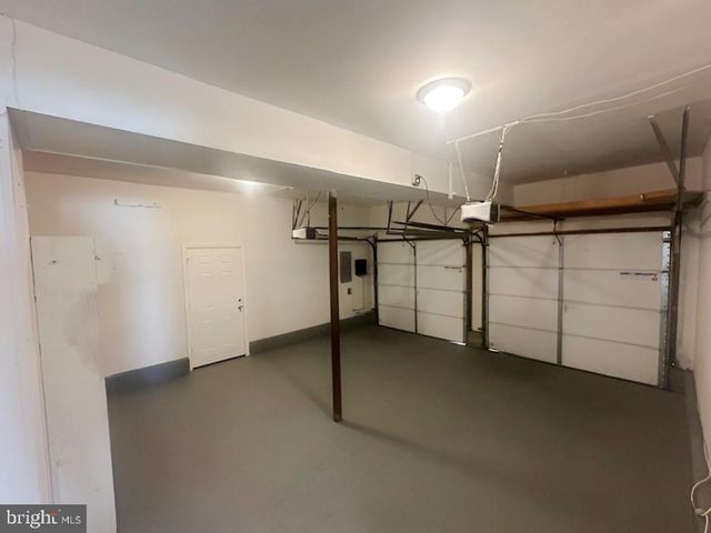 24 PULLMAN LOOP, Dayton, NJ 08810