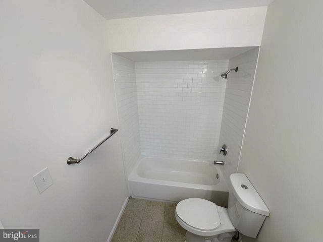 24 PULLMAN LOOP, Dayton, NJ 08810