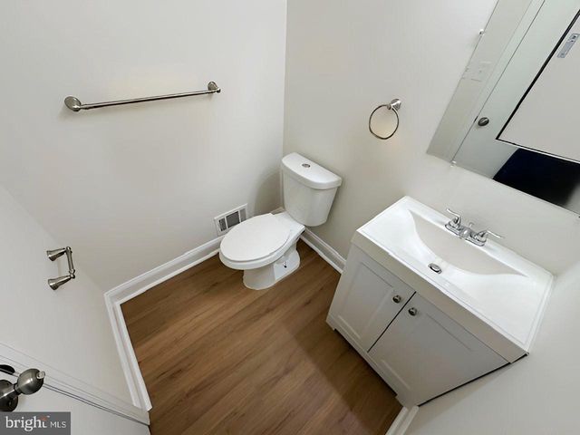 24 PULLMAN LOOP, Dayton, NJ 08810