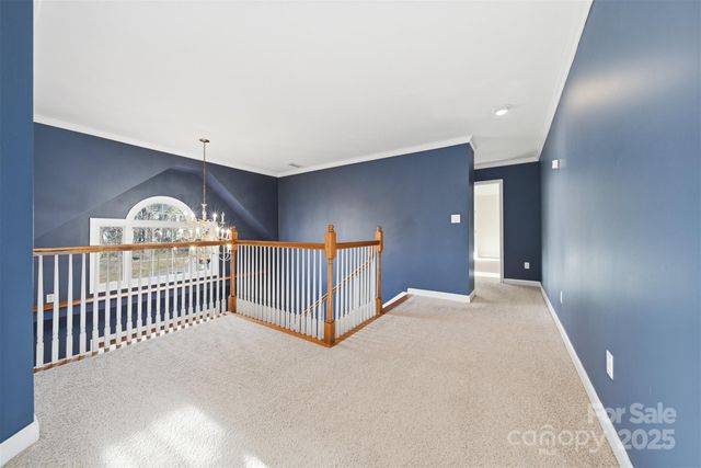 133 37th Avenue Place NW, Hickory, NC 28601