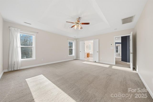 133 37th Avenue Place NW, Hickory, NC 28601