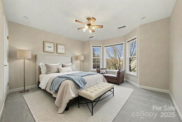 133 37th Avenue Place NW, Hickory, NC 28601