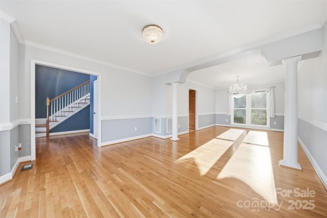 133 37th Avenue Place NW, Hickory, NC 28601