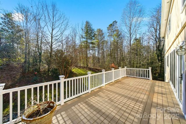 133 37th Avenue Place NW, Hickory, NC 28601