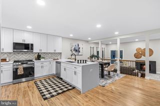 3065 WHITE BIRCH CT, Fairfax, VA 22031