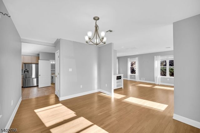 48 Main Ave, Wallington Boro, NJ 07057