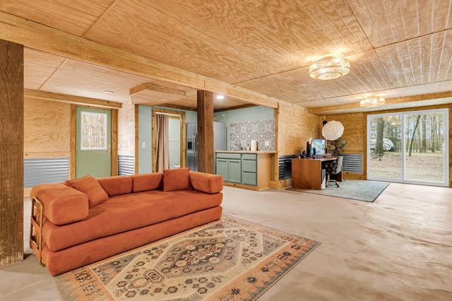 7769 Old Jacksonboro Road, Adams Run, SC 29426