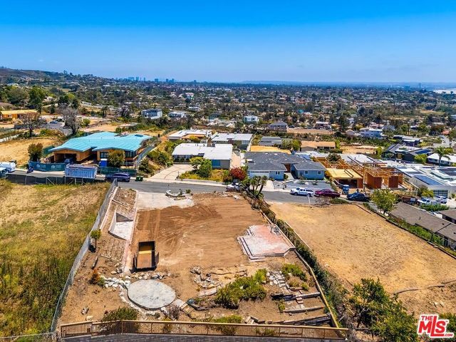 737 Enchanted Way, Pacific Palisades, CA 90272