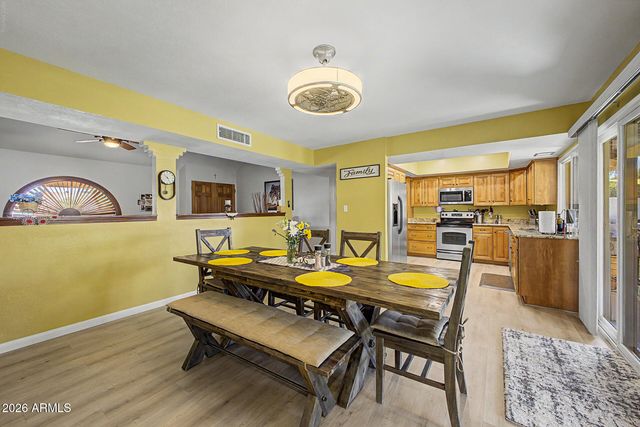 4555 W ECHO Lane, Glendale, AZ 85302