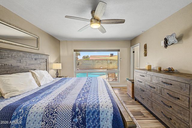 4555 W ECHO Lane, Glendale, AZ 85302