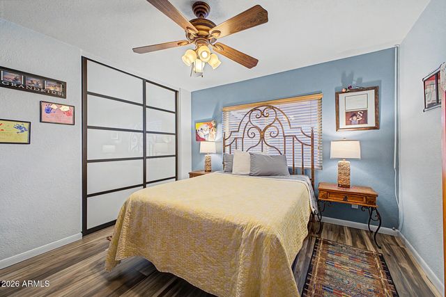 4555 W ECHO Lane, Glendale, AZ 85302