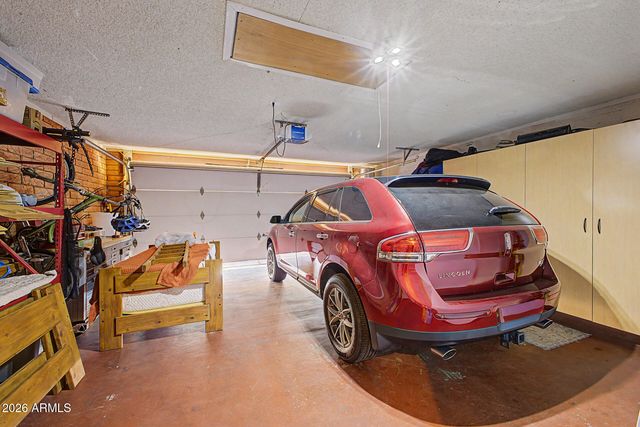 4555 W ECHO Lane, Glendale, AZ 85302
