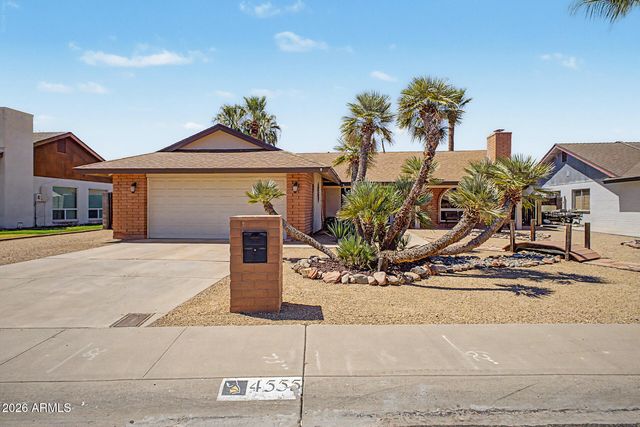 4555 W ECHO Lane, Glendale, AZ 85302