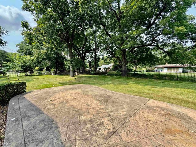 190 S Wilson Boulevard, Mount Clemens, MI 48043