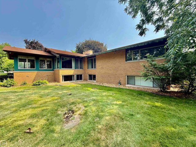 190 S Wilson Boulevard, Mount Clemens, MI 48043
