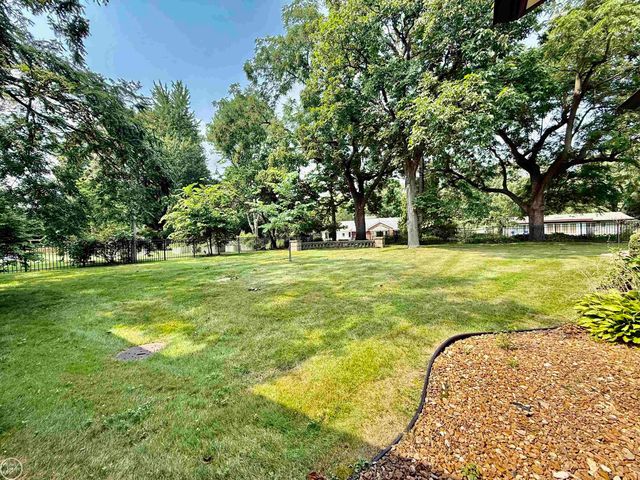 190 S Wilson Boulevard, Mount Clemens, MI 48043