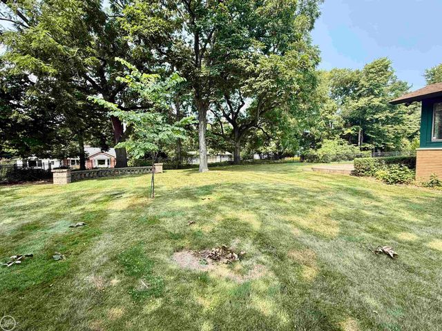 190 S Wilson Boulevard, Mount Clemens, MI 48043