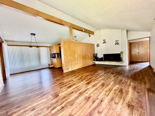 190 S Wilson Boulevard, Mount Clemens, MI 48043