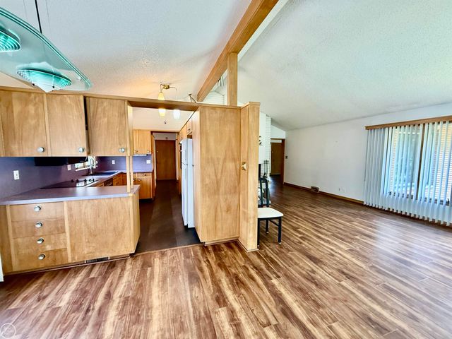 190 S Wilson Boulevard, Mount Clemens, MI 48043