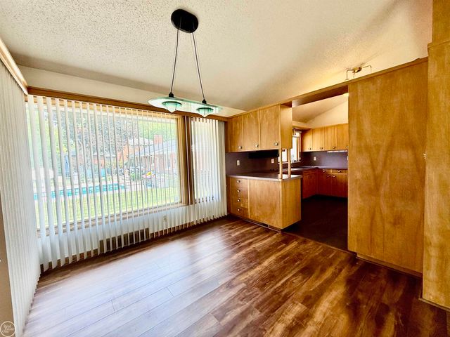 190 S Wilson Boulevard, Mount Clemens, MI 48043
