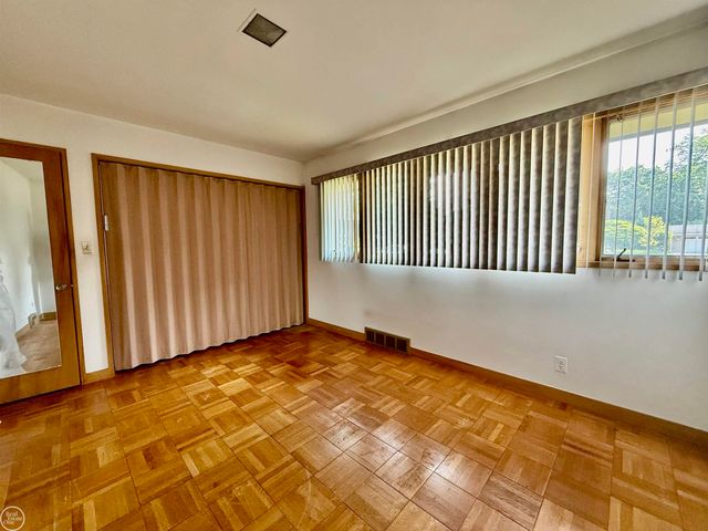 190 S Wilson Boulevard, Mount Clemens, MI 48043