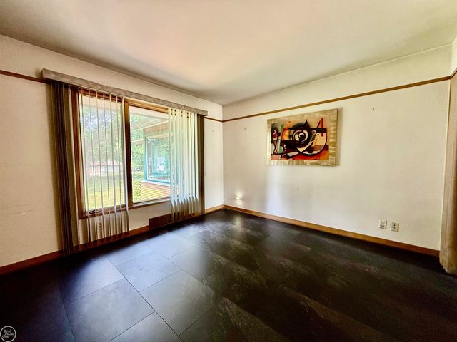 190 S Wilson Boulevard, Mount Clemens, MI 48043
