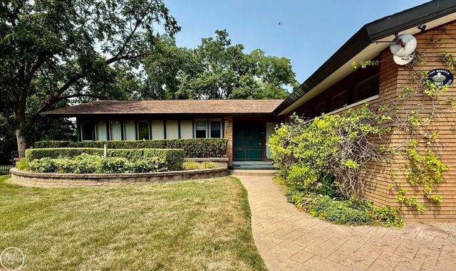 190 S Wilson Boulevard, Mount Clemens, MI 48043