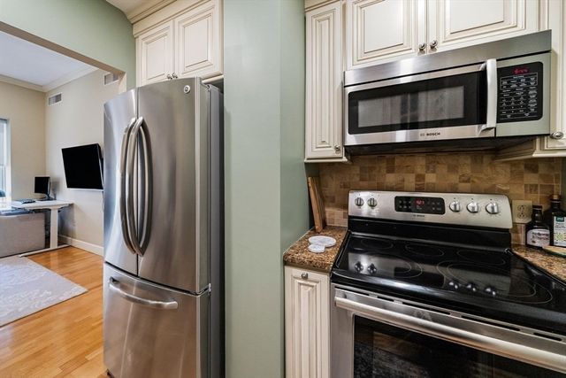 100 Fulton Street 3C, Boston, MA 02109