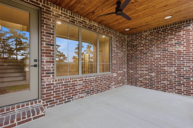 45 Mountain Brook Road, Little Rock, AR 72223