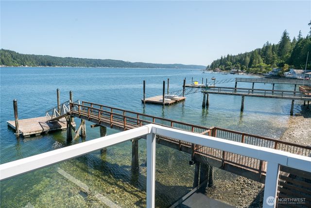 9451 E State Route 106, Union, WA 98592