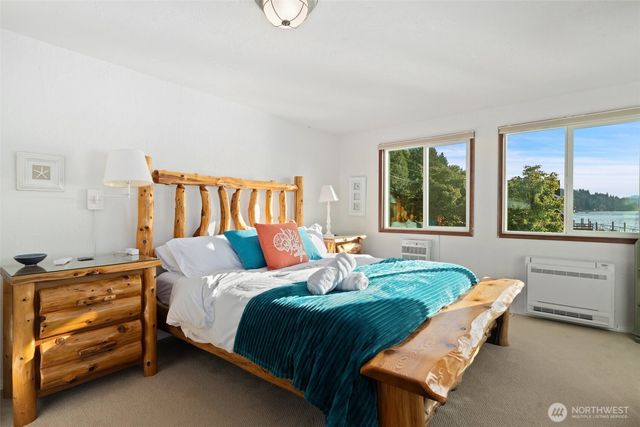 9451 E State Route 106, Union, WA 98592