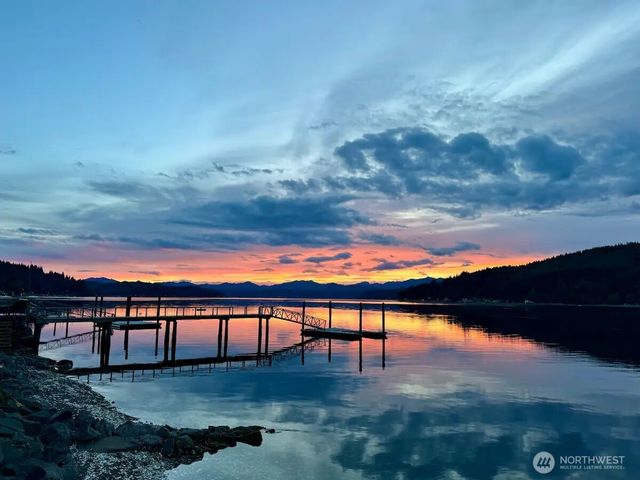 9451 E State Route 106, Union, WA 98592