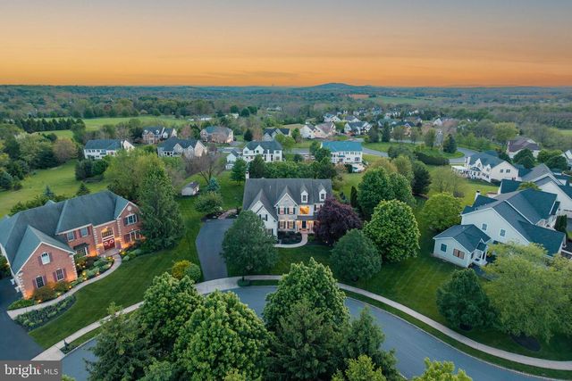 552 LONGFELLOW LN, Harleysville, PA 19438