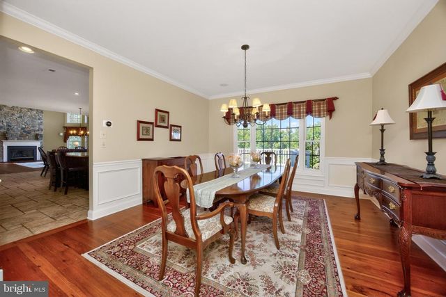 552 LONGFELLOW LN, Harleysville, PA 19438