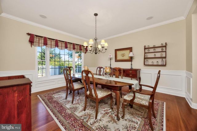 552 LONGFELLOW LN, Harleysville, PA 19438