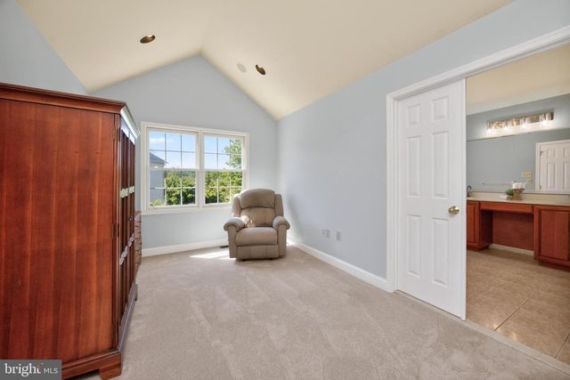552 LONGFELLOW LN, Harleysville, PA 19438