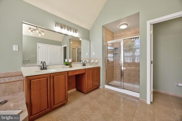 552 LONGFELLOW LN, Harleysville, PA 19438