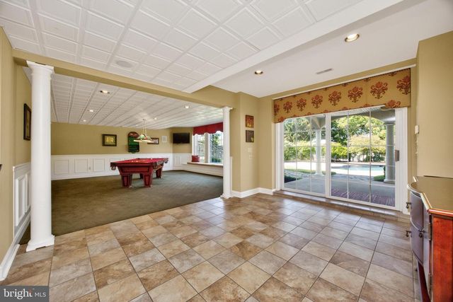 552 LONGFELLOW LN, Harleysville, PA 19438