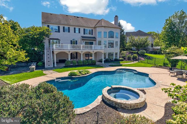 552 LONGFELLOW LN, Harleysville, PA 19438
