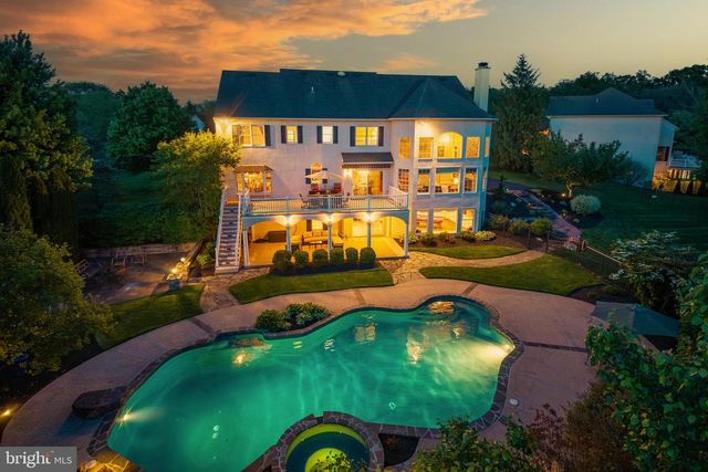 552 LONGFELLOW LN, Harleysville, PA 19438