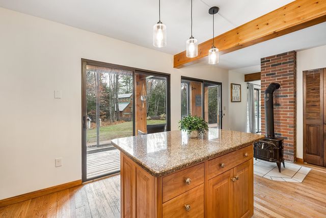 57 Center Road, Canterbury, NH 03224