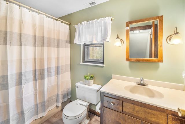 57 Center Road, Canterbury, NH 03224