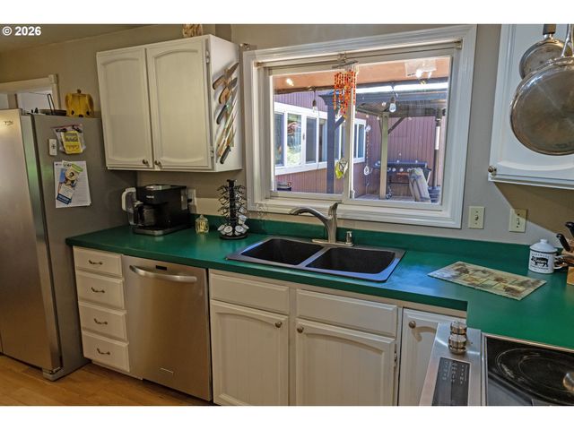 81908 COW CREEK Rd, Jewell, OR 97138