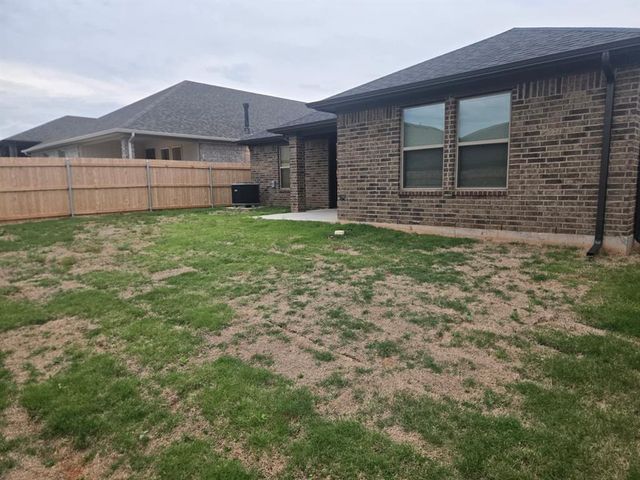 17705 E Horne Lane, Edmond, OK 73012