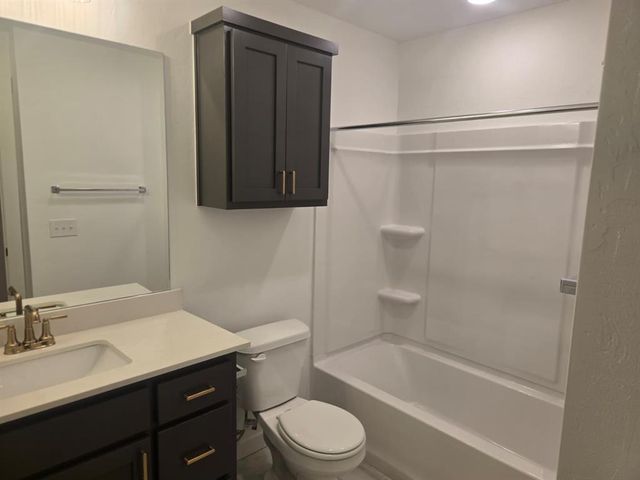 17705 E Horne Lane, Edmond, OK 73012