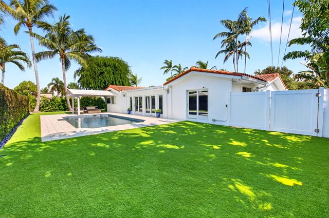 850 SW 4th Street, Boca Raton, FL 33486