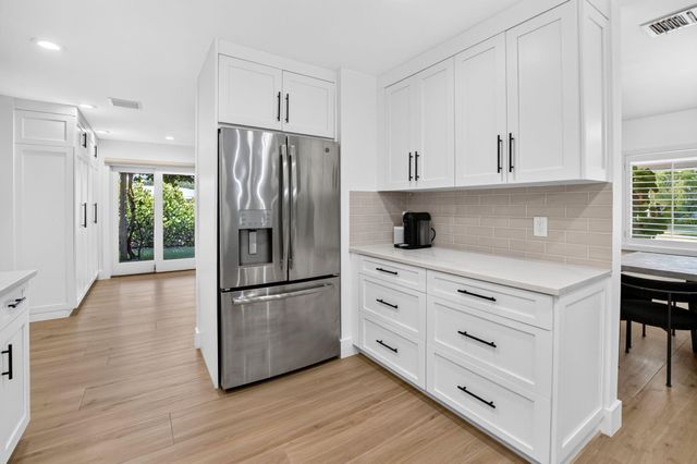 850 SW 4th Street, Boca Raton, FL 33486