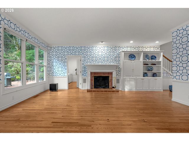 1439 Sw HIGHLAND Rd, Portland, OR 97221