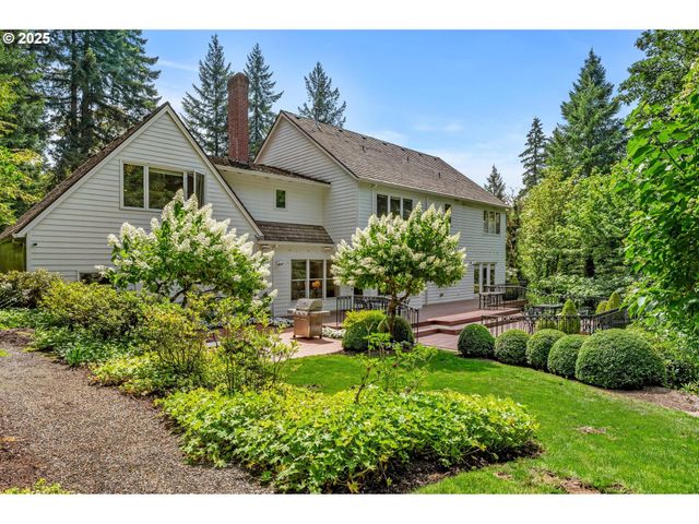 1439 Sw HIGHLAND Rd, Portland, OR 97221