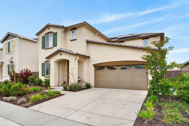 2103 Knotty Pine Way, Plumas Lake, CA 95961